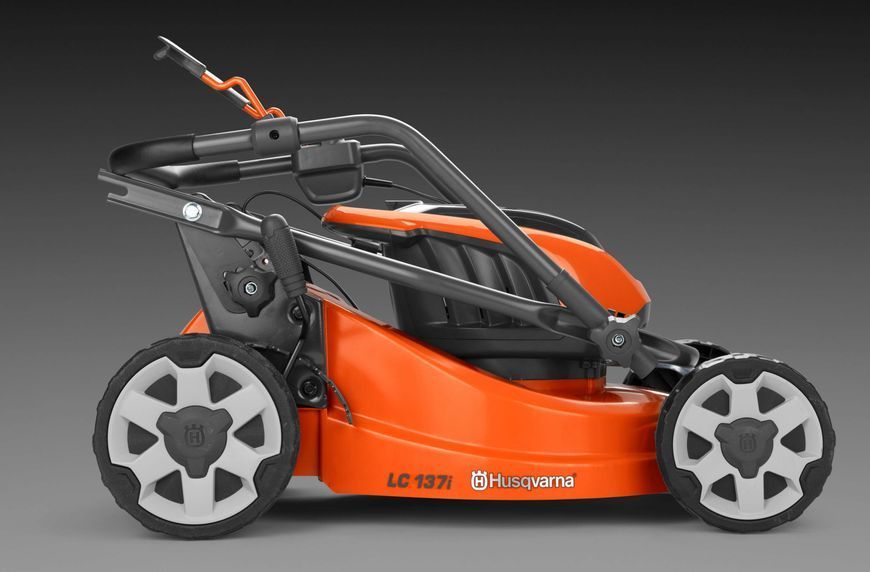 Газонокосилка аккумуляторная Husqvarna LC 137i KIT (970500904 / 9705009-04)