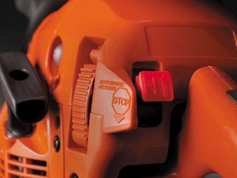 Бензопила Husqvarna 450 S(9707026-15) &mdash; Шина 45 См, Мощность 3.3 Л.С., Цепь 72 Звена
