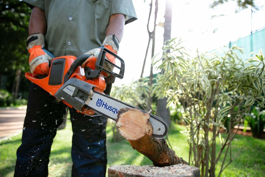 Аккумуляторная Пила Husqvarna 535i XP (9707165-14) &mdash; 36V, Шина 35 См, Мощность 1.9 Л.С., Цепь 52 Звена, Без АКБ И ЗУ