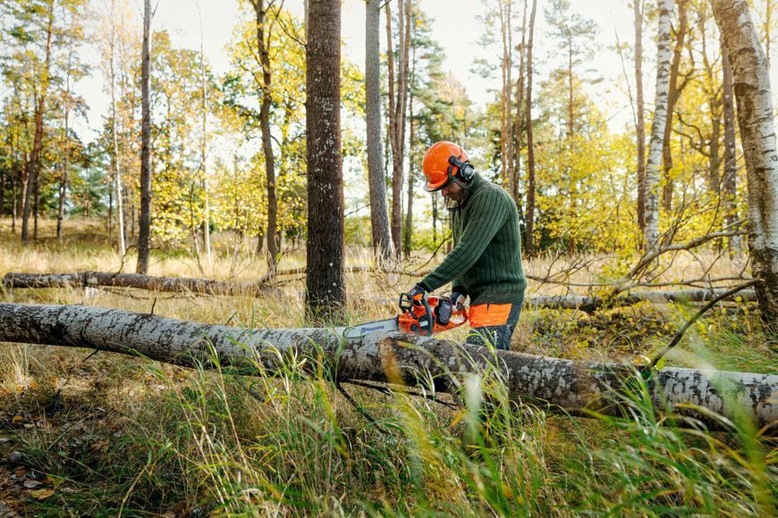Акумуляторна Пила Husqvarna 435i (9707180-14) &mdash; Ланцюгова Пила 36V, Шина 35 См, Потужність 2.45 К.С., Офіційна Гарантія Без Акб і ЗП