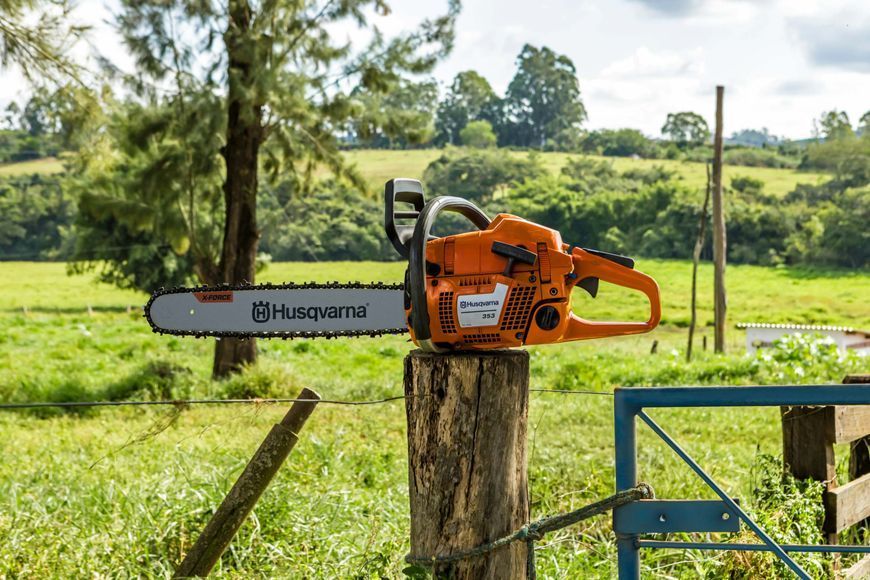 Бензопила Husqvarna 353 (970650415) &mdash; Профессиональная Цепная Пила 38 см, Мощность 3.3 Л.С., Цепь 64 Звена