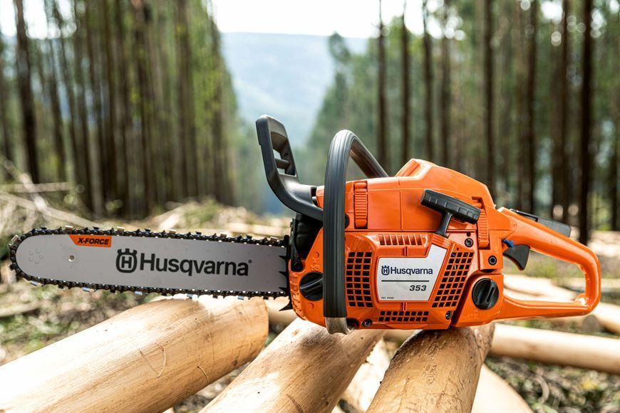 Бензопила Husqvarna 353 (970650415) &mdash; Профессиональная Цепная Пила 38 см, Мощность 3.3 Л.С., Цепь 64 Звена