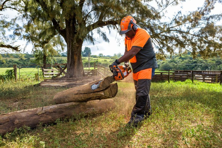 Бензопила Husqvarna 353 (970650415) &mdash; Профессиональная Цепная Пила 38 см, Мощность 3.3 Л.С., Цепь 64 Звена