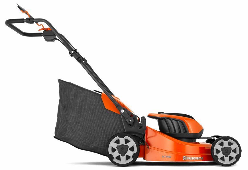 Газонокосилка аккумуляторная Husqvarna LC 142i (970541801 / 9705418-01)